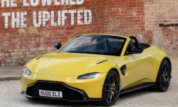 Aston Martin Vantage Roadster Puzzle image